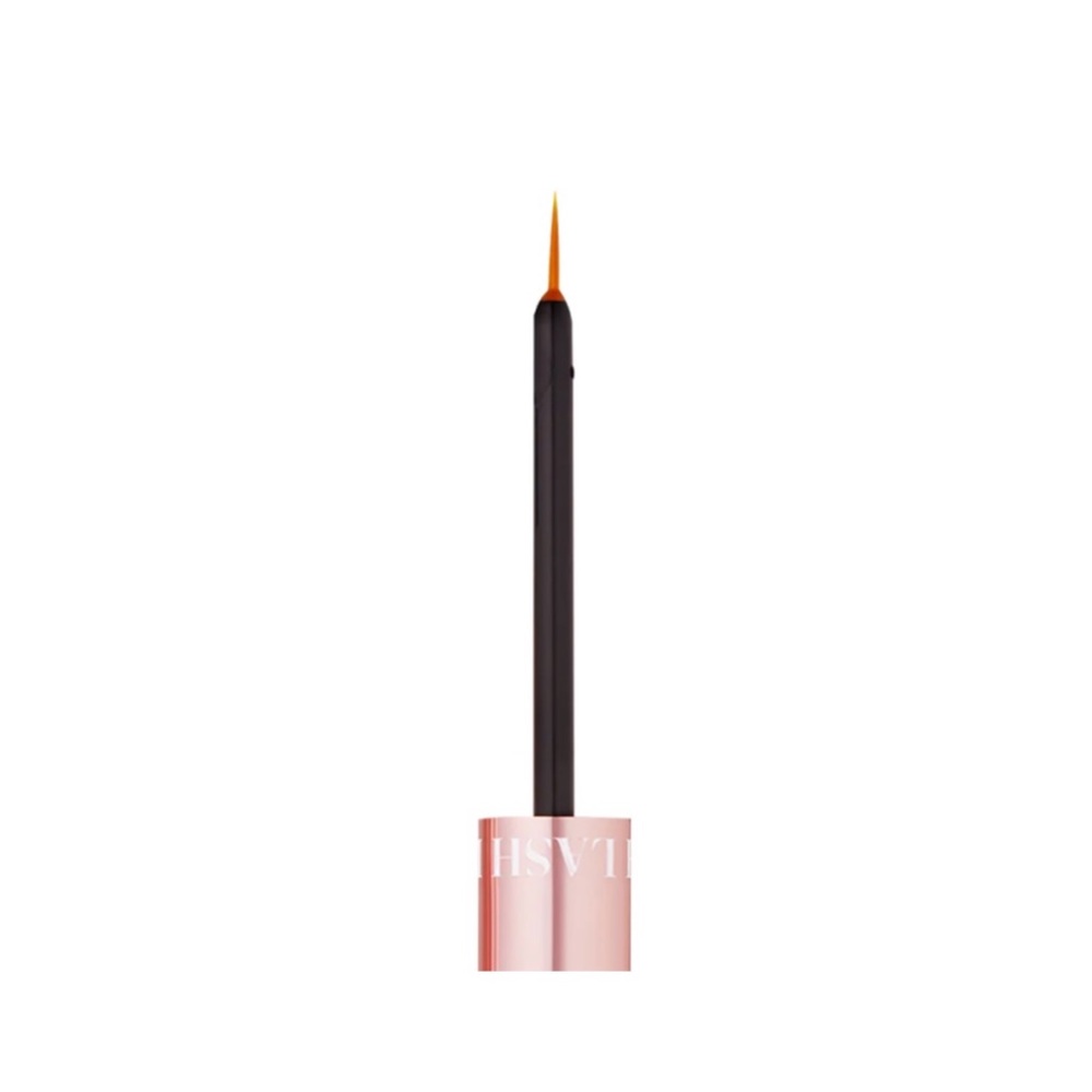 FULL VOLUME LASH ENHANCING SERUM
Lash Serum Glamnetic - Picture 4 of 4